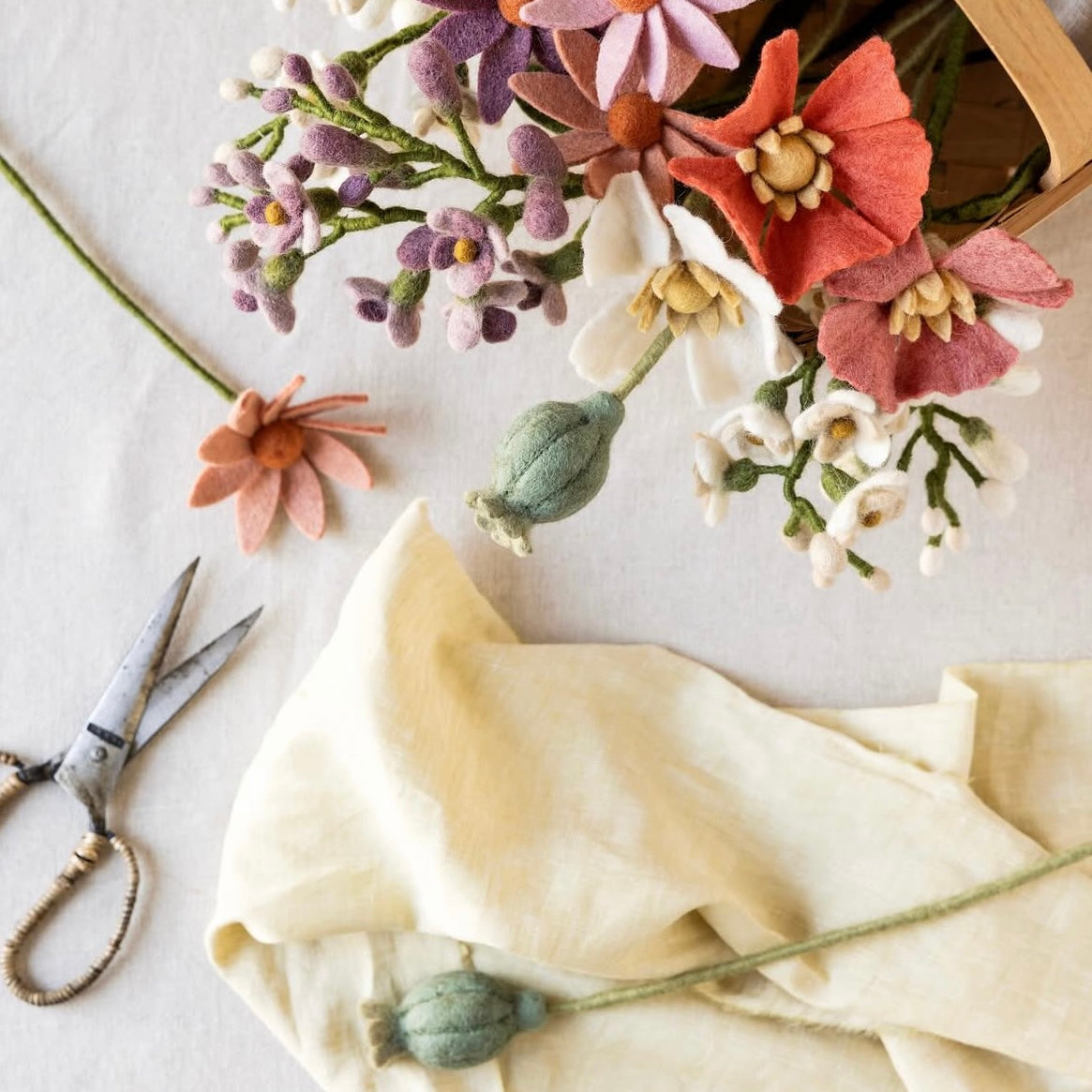 Gry & Sif - Wisteria Gul