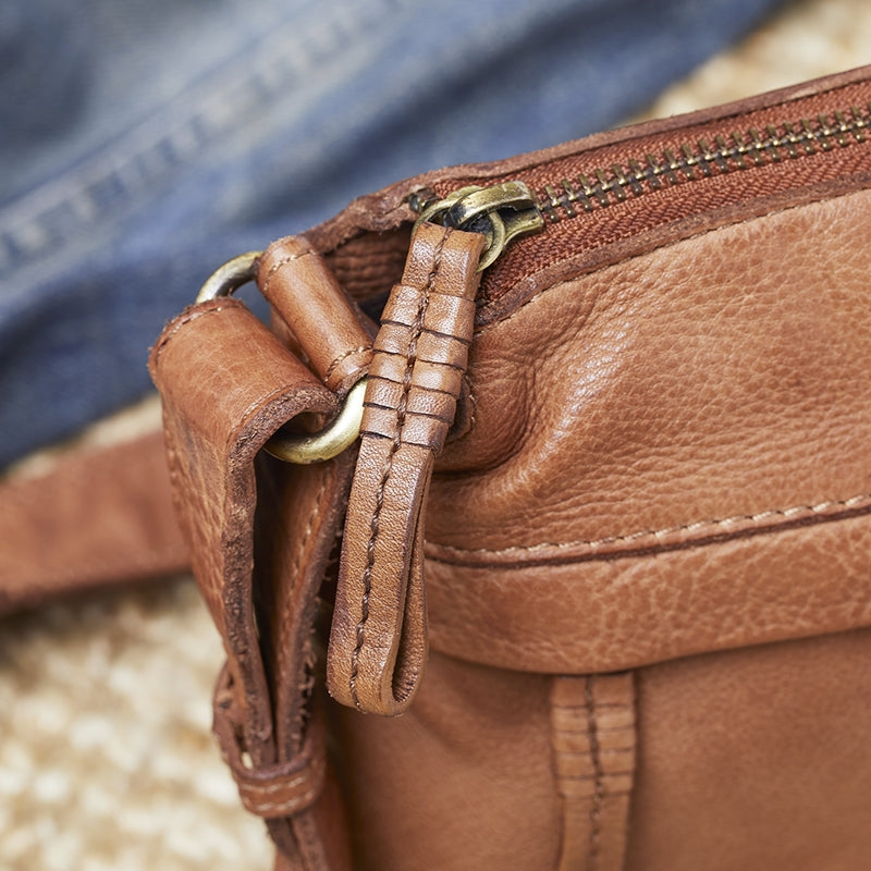 Corium - Crossbody taske washed cognac