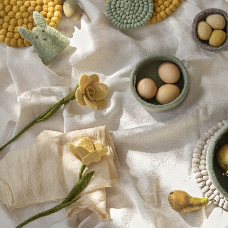 Gry & Sif - Påskelilje