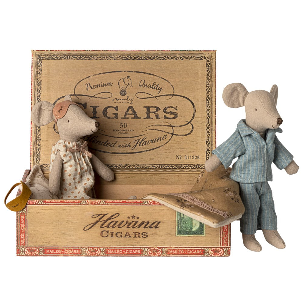 Maileg - Mor & Far i cigaræske