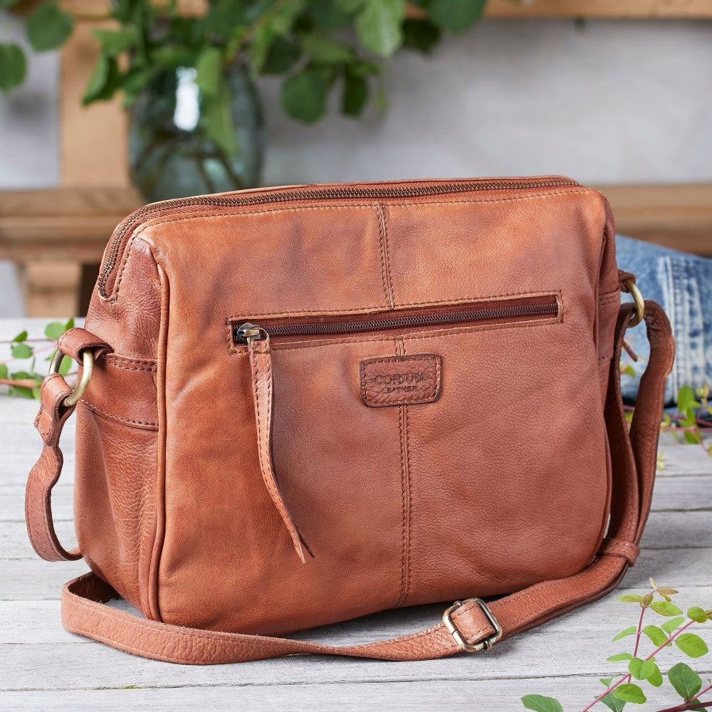 Corium - Cognac crossbody taske