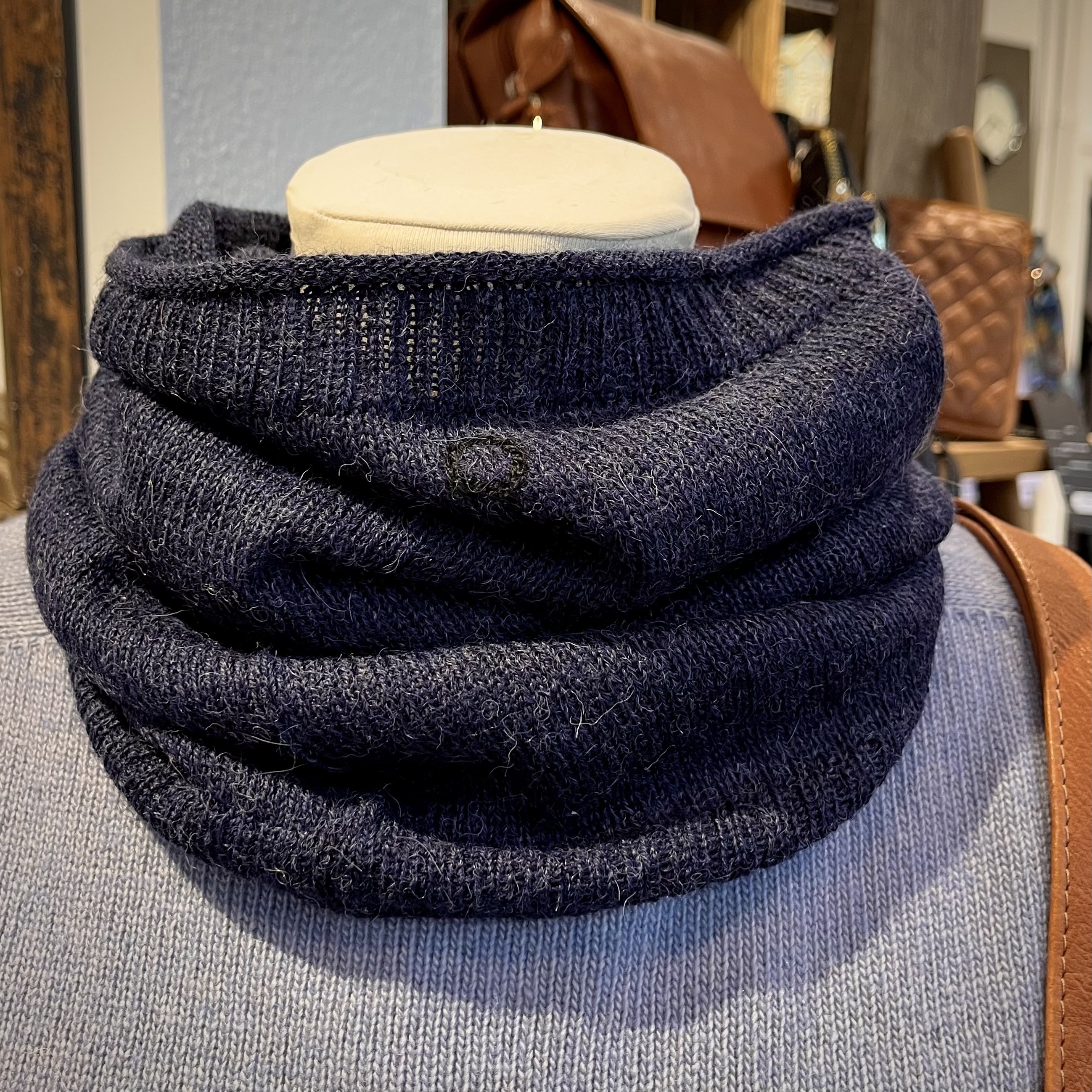 Gorridsen Design - Fenja Halsedisse