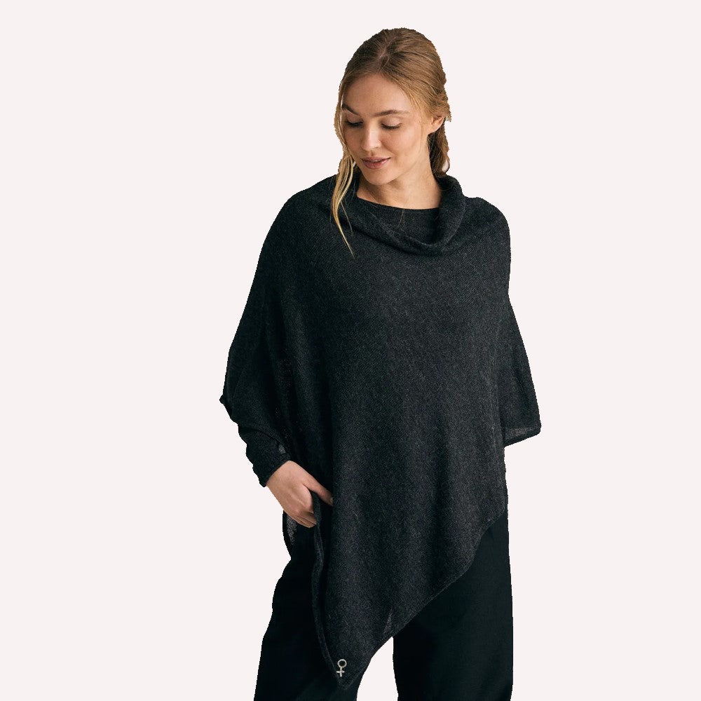 Gorridsen Design - Eos Poncho