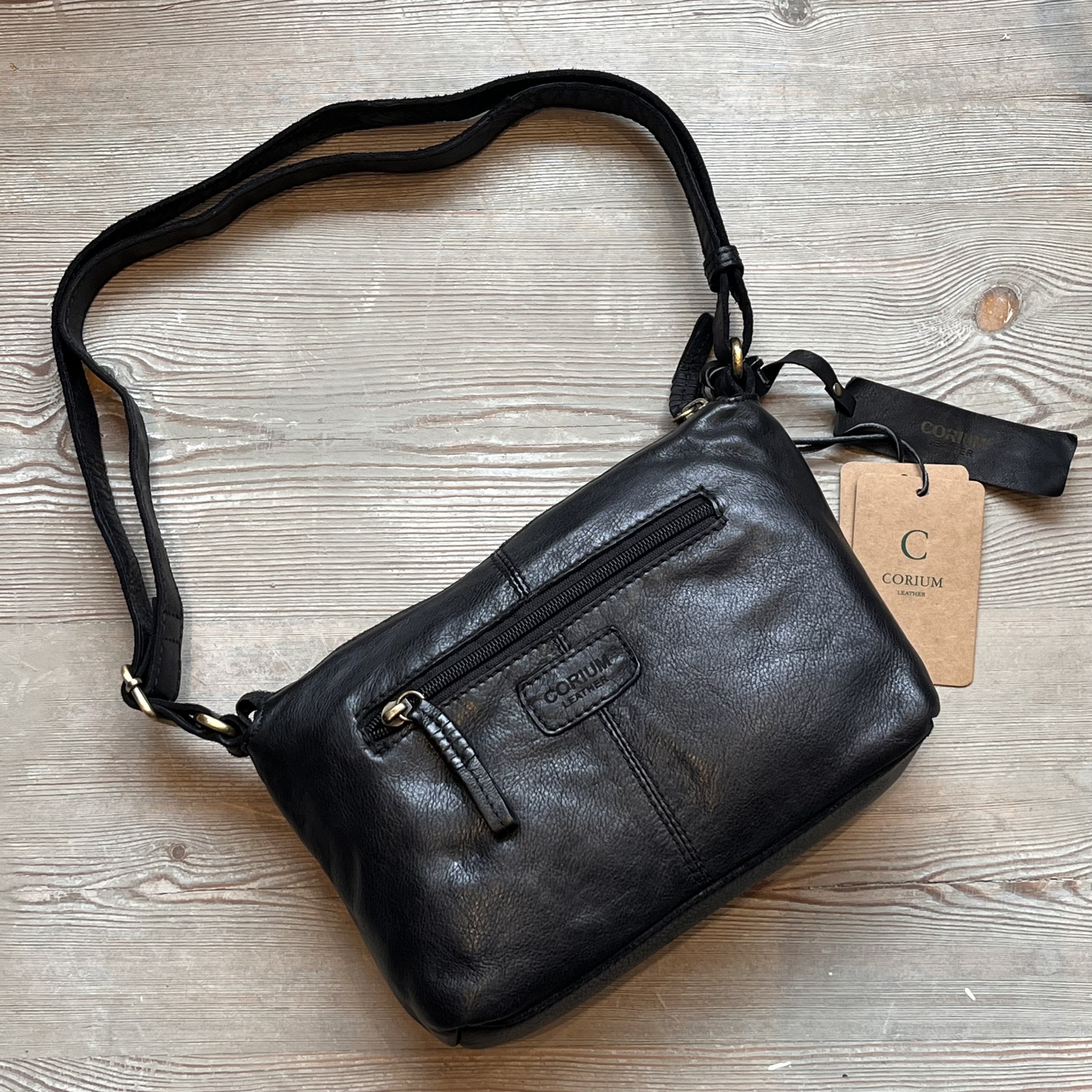 Corium - Crossbody taske washed sort