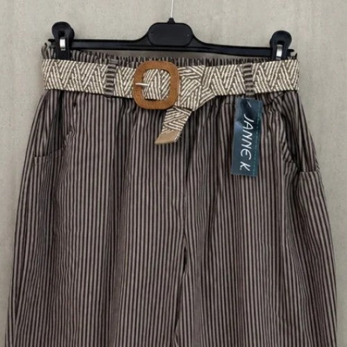 Janne K - Stribet shorts Fango/brun
