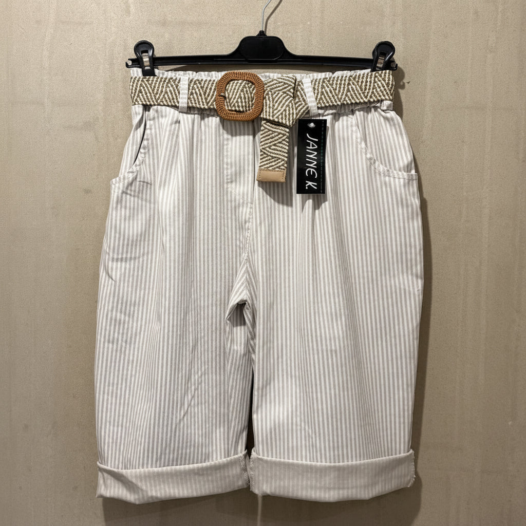 Janne K - Stribet shorts Lys sand