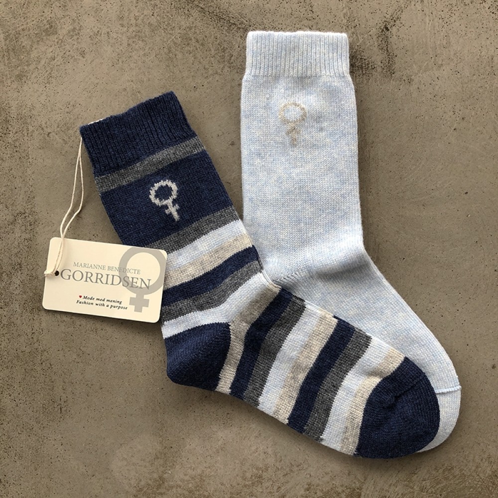 GorridsenDesignUldstrmpergreybluestrib3638-03