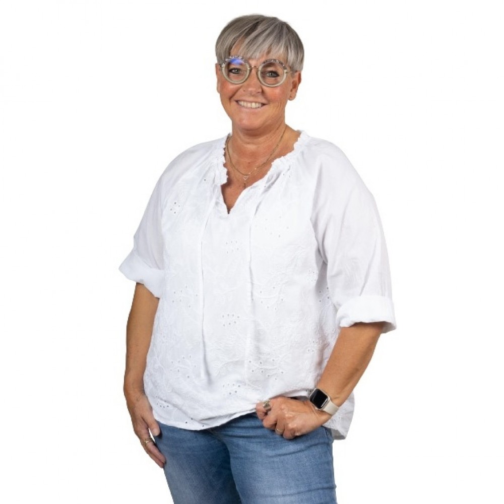 Janne K - Bomuldsskjorte broderi m/bånd hvid (L/XL)