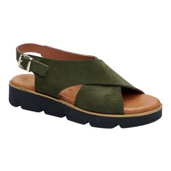 TimSimonsenAstridsandalarmy-20